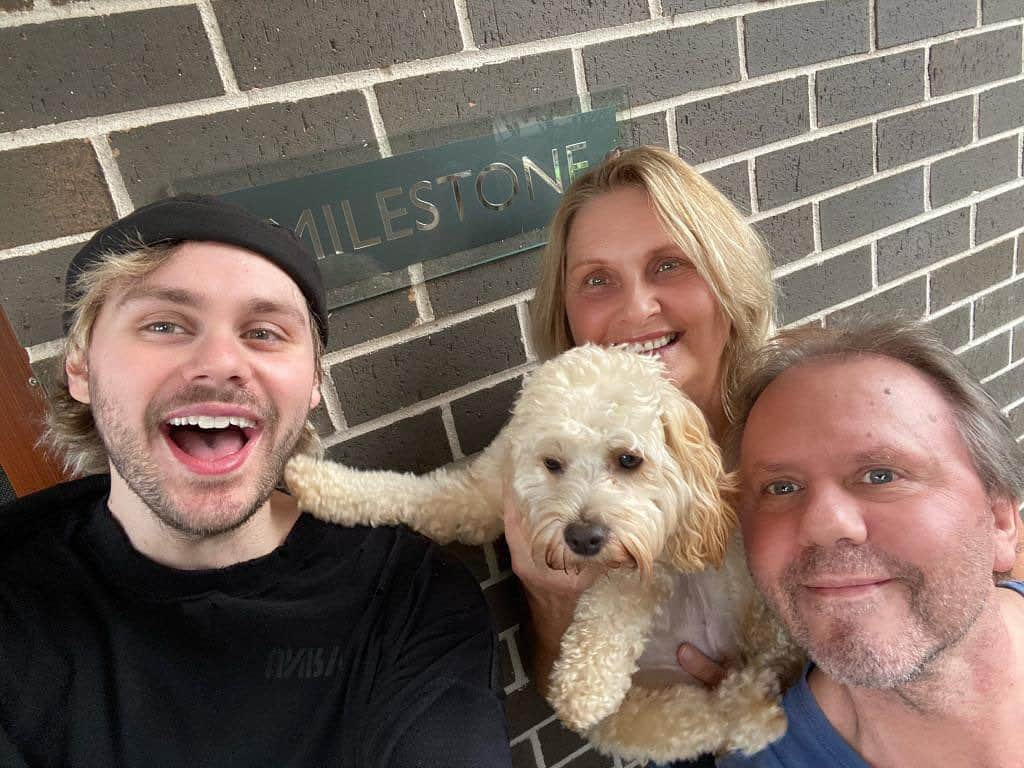 マイケル・クリフォードさんのインスタグラム写真 - (マイケル・クリフォードInstagram)「miss my fam already ❤️」3月1日 9時53分 - michaelclifford