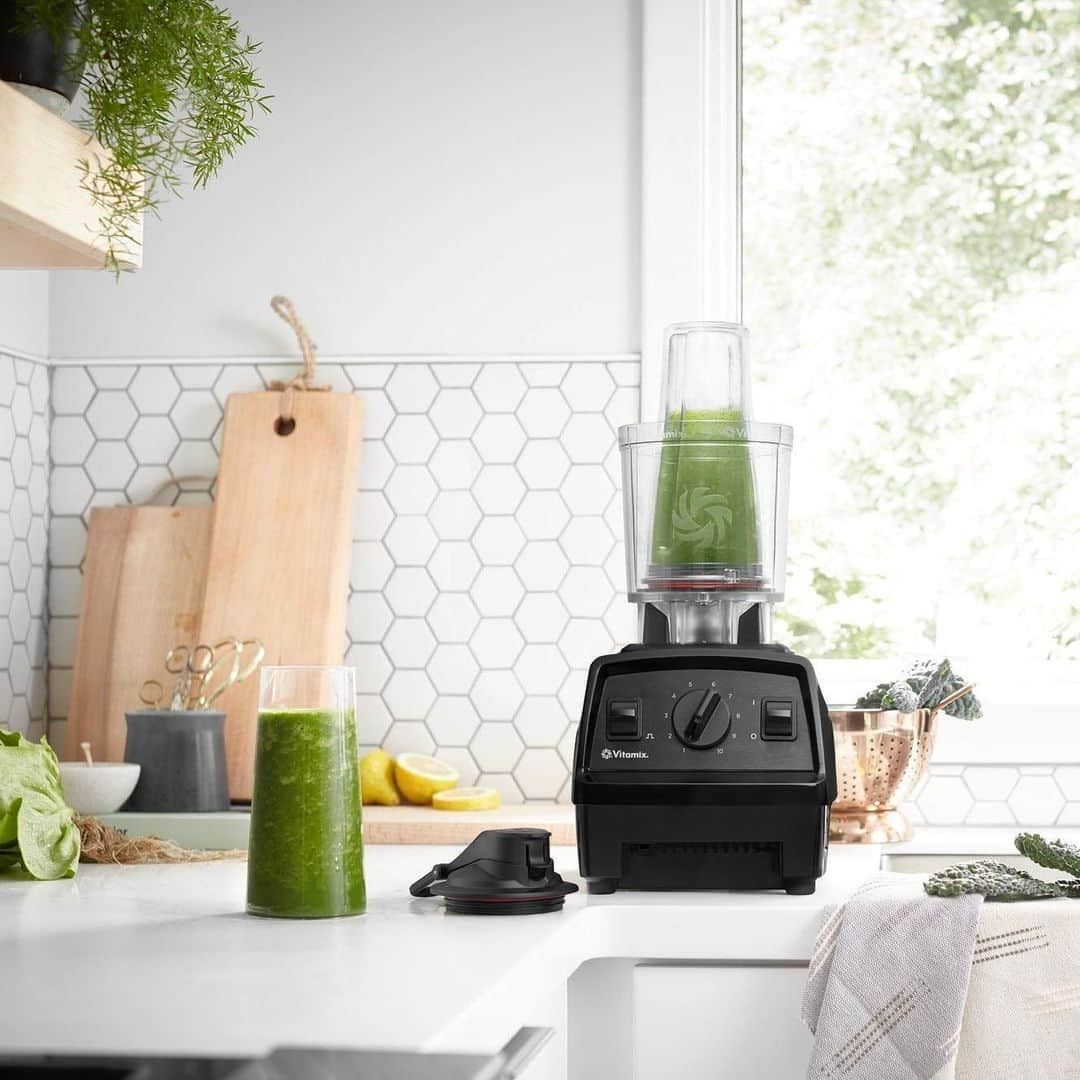 Vitamix Global Headquarters Real foodさんのインスタグラム写真 - (Vitamix Global Headquarters Real foodInstagram)「Spring is coming 🌱 Psst - the E310 machine pictured here is $50 off until tomorrow 3/1 @ 11:59 pm EST! • #vitamix #spring #healthy #smoothies #green #kitchen #wholefoods #vegan」3月1日 1時18分 - vitamix