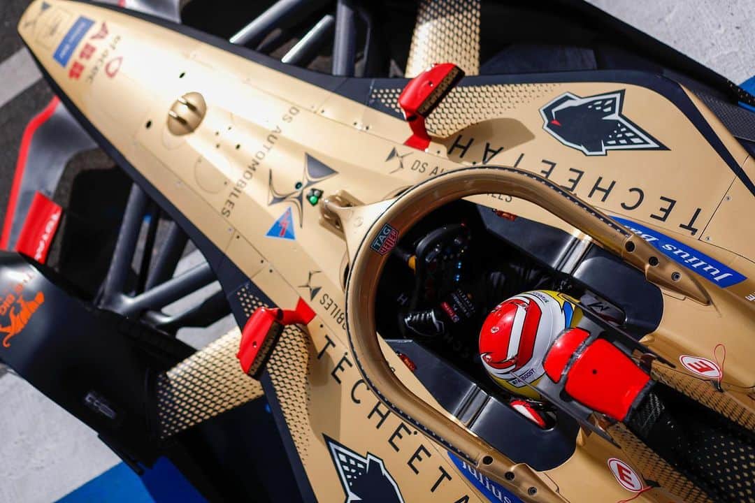 ジェームズ・ロシターのインスタグラム：「Formula E」
