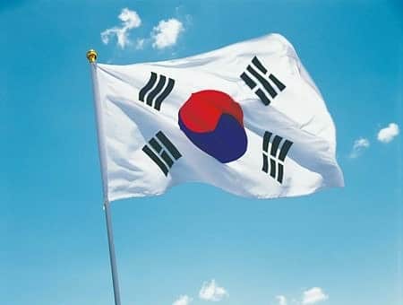 ハン・サンジンのインスタグラム：「#삼일절🇰🇷 #3월1일🇰🇷 #대한민국만세 101년 전 오늘..그분들께 감사합니다 모두가 건강하고 강한 대한민국이 되기를 바라며.. 우리 모두 힘냅시다!!! 101 years ago today ... thanks to them Hope to be healthy and strong Korea!!! 🇰🇷🇰🇷🇰🇷🇰🇷🇰🇷🇰🇷🇰🇷🇰🇷 remember!!! March 1, 1919, a day commemorating the day when the Declaration of Independence was announced to inform Korea of ​​independence in Korea. #진관사태극기🇰🇷」