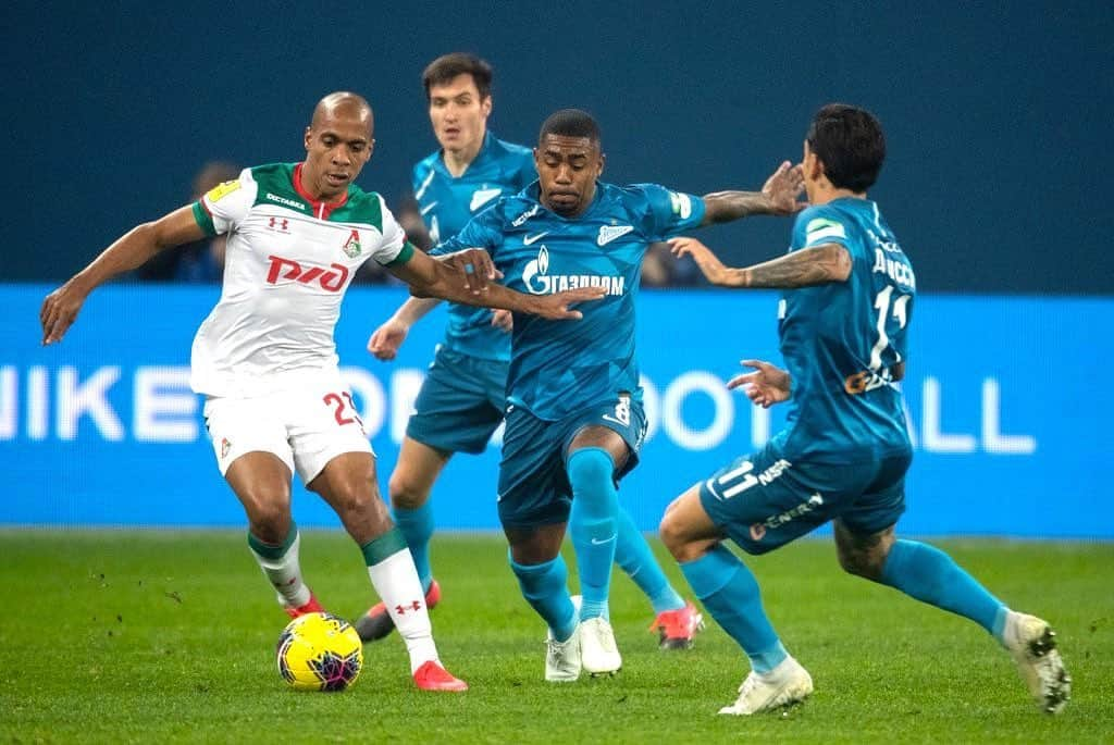 ジョアン・マリオのインスタグラム：「I'm very happy to be back on the pitch! We showed our unity today heading into the rest of the season. Thank you to all our fans for their support.🚂🙌🏾 Я очень рад вернуться на поле! Мы показали наше единство сегодня, направляясь в оставшуюся часть сезона. Спасибо всем нашим болельщикам за их поддержку. #Локомотив #fclm #fclokomotiv」