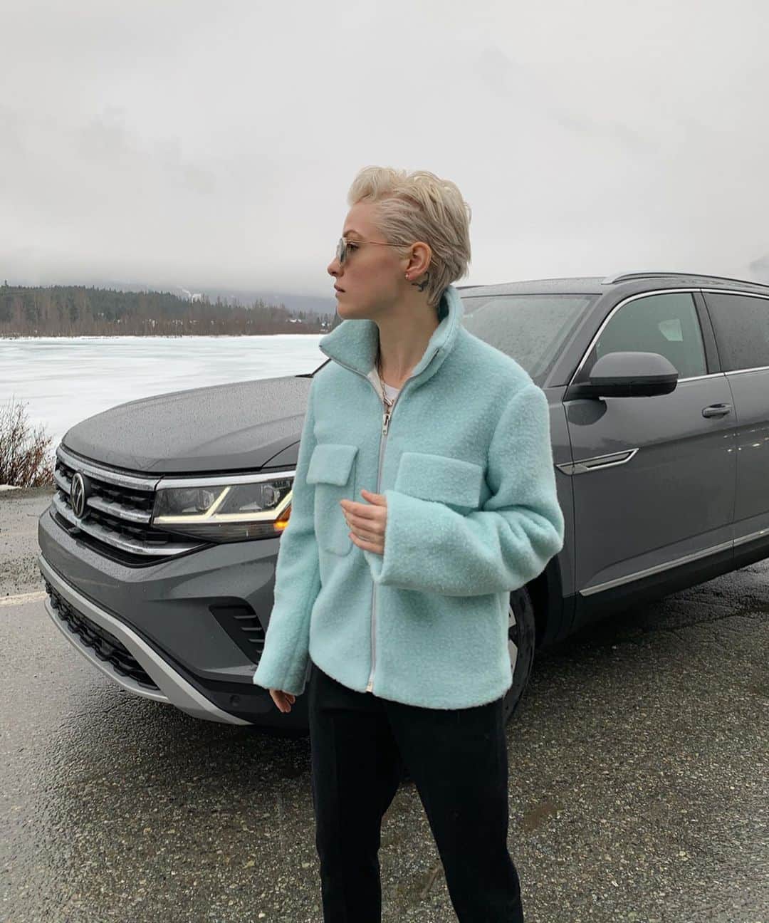 Brittenelle Fredericksさんのインスタグラム写真 - (Brittenelle FredericksInstagram)「Couldn’t have asked for a better first visit to Canada with @vw in the Atlas Cross Sport. Heading back to LA but I’ll be back soon ✌🏼#vwpartner」3月1日 5時50分 - brittenelle