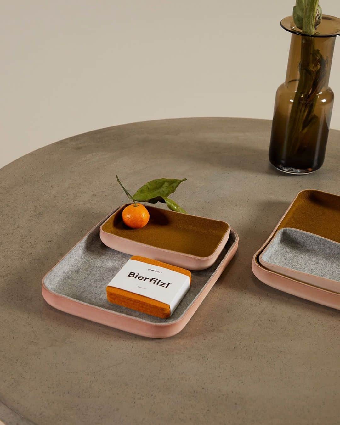 グラフ&ランツのインスタグラム：「Up your table game with these necessities ✔️」