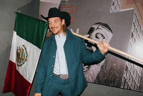 メジャー・レーザーのインスタグラム：「CDMX LAST NIGHT WAS UNREAL. THANK YOU FOR YOUR TIRELESS ENERGY AND OPEN ARMS 🇲🇽 TENEMOS MUCHO AMOR POR MEXICO」