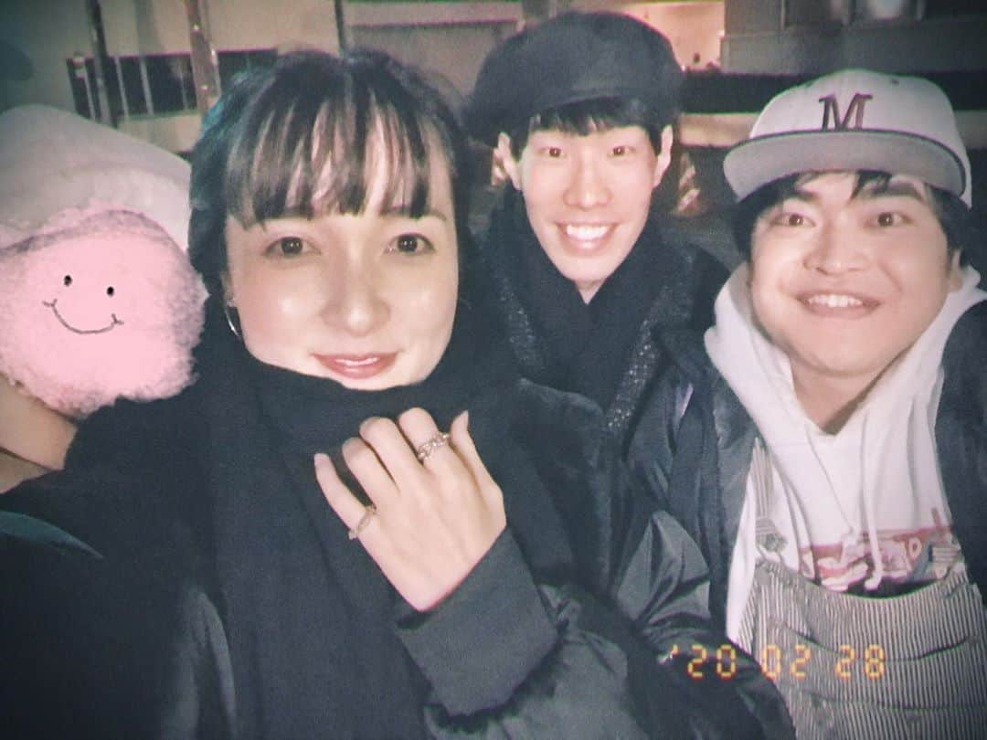 奥村佳恵のインスタグラム：「☀️🐱☀️😈☀️🦁☀️🦖☀️ #ぴーすふるな毎日 #🙏🏻」