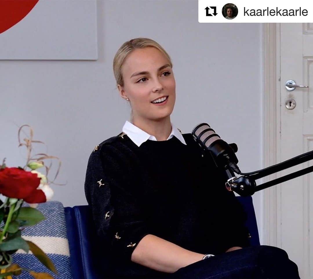 キーラ・コルピのインスタグラム：「Ihanaa sunnuntaita ihmiset!❤️ Eilen sain ilokseni jutella 2,5 tuntia (!) urheilusta, ihmisyydestä ja elämästä poikkeuksellisen syvällisesti. Kiitos tästä mahdollisuudesta Kaarle Hurtig✨ Toivottavasti tää keskustelu voi hyödyttää ja inspiroida muitakin. (linkki videoon biossa) ・・・ #Repost @kaarlekaarle Maailma tarvii enemmän ihmisiä jotka uskaltaa sitä, mitä Kiira Korpi uskaltaa. Ihailen. Jakso 13 palveluissa.」