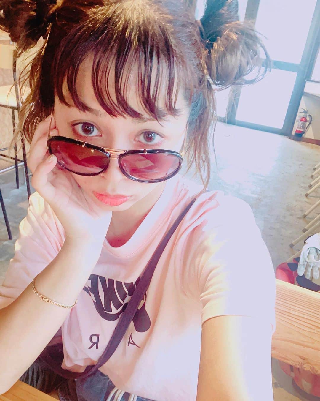 Arimeのインスタグラム：「今日は雨だったけどたまに食べたくなる沖縄、恩納村の海の見える中華そば屋さんで冷辛つけ麺たべた👀 辛さ20倍にしたけど、余裕な辛さ😜 辛いけどあっさり美味しい❤︎ ❤︎ #okinawa#onnason #沖縄 #恩納村#辛党 #辛さ20倍 #沖縄グルメ #海の見える中華そば屋さん谷茶屋」