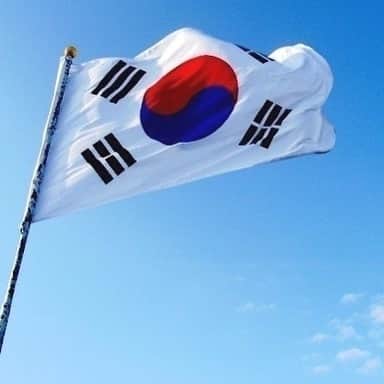 シン・ソンウさんのインスタグラム写真 - (シン・ソンウInstagram)「대한민국은 이겨냅니다 ! 절대 지지 않습니다 #3.1절 #101주년 #신성우 #shinsungwoo」3月1日 11時21分 - shin_sungwoo