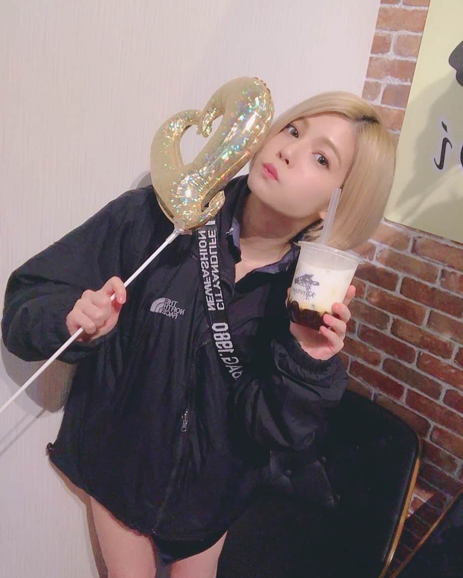 菜月アイルのインスタグラム：「生タピオカってしってた？ 普通のタピオカよりももちもちしてて時間が経ってもふやけなくて美味しかったよん！！！　in福島」