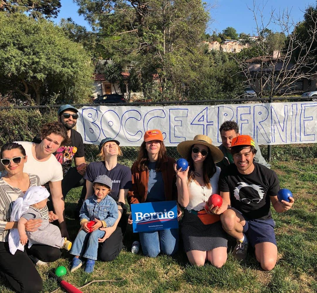 ヤニ・ゲルマンのインスタグラム：「@berniesanders if we commit to do everything in our power to help you win California on Tuesday - & then the General in November - phone banking, canvassing, volunteering, etc - will you & Jane commit to playing one game of bocce ball with us in the Silver Lake Meadow in Los Angeles?  No matter what we’ll to do everything we can to help the campaign win but it would still be nice to play bocce ball with you!!! Special thanks to @pavanmoondi @mausten @joedinicolofficial @mekennamelvin @ennisesmer @mrsjennawright for their contributions in making this such a fun event. #BocceForBernie !!!」