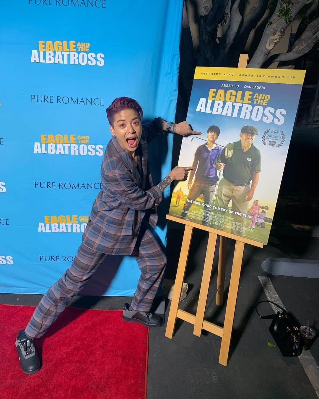 アンバー さんのインスタグラム写真 - (アンバー Instagram)「GUYS IM IN A MOVIE!! Terrified to watch it 🤪@eagleandthealbatross」3月1日 12時06分 - amberliu