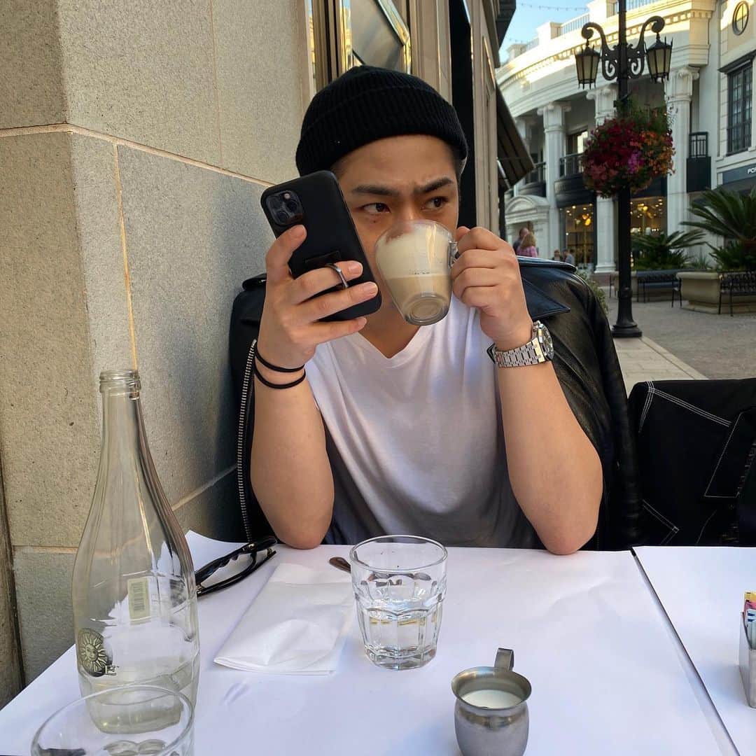 のインスタグラム：「☕️」