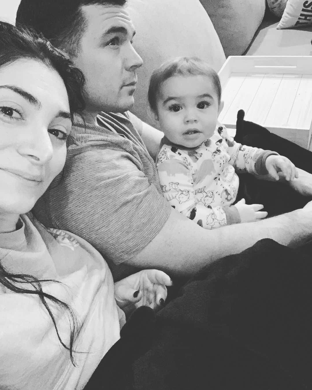 ディーナ・ニコール・コルテーゼのインスタグラム：「Not the best pic of me .. but these are my favorite kind of weekends ❤️ #myboys」