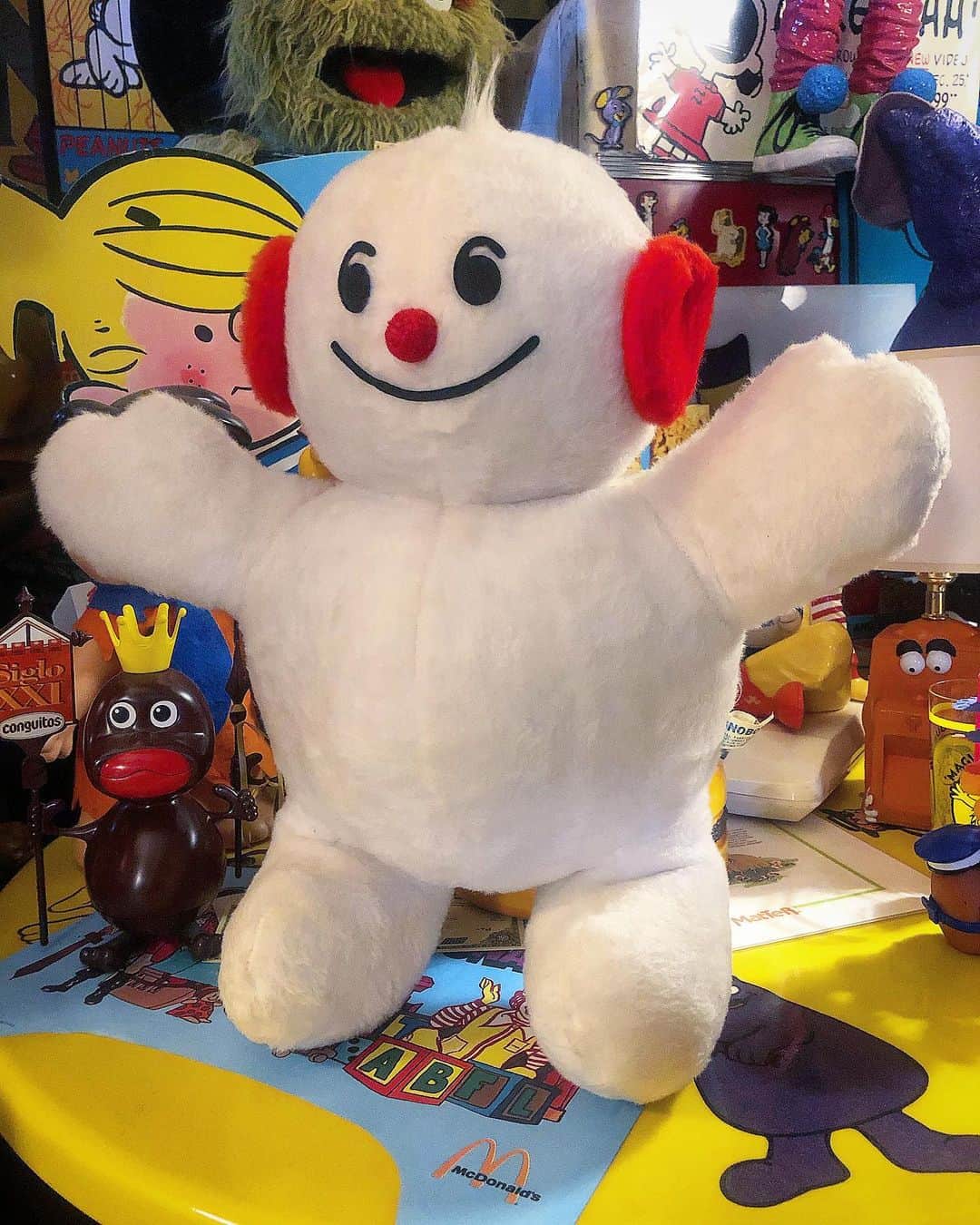 大川知英のインスタグラム：「60's SNOBOY Store Display Doll BIG❗️🇺🇸 こいつはデカさと可愛いさでスカウト🧘🏼‍♂️ まだ知らないヤバキャラを見つけて行こう🚬 コンディションバキバキ🤡upi❗️ #snoboy#storedisplay #doll#big #advertising#60s#まだ知らぬキャラ探し #デカイと丸い好き#お腹はおれくらい#amecajiboys  #takatsubase#アメトイ部キャプテン」