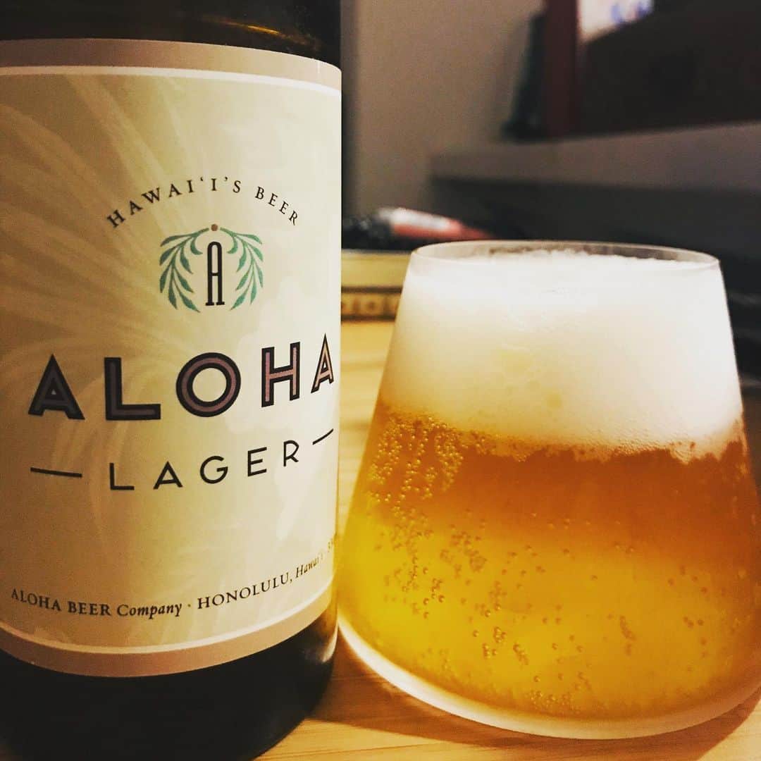 堀井亮佑のインスタグラム：「俺が一番好きなタイプのビールざんす。ハワイ最高！#beer #堀井ビールログ」