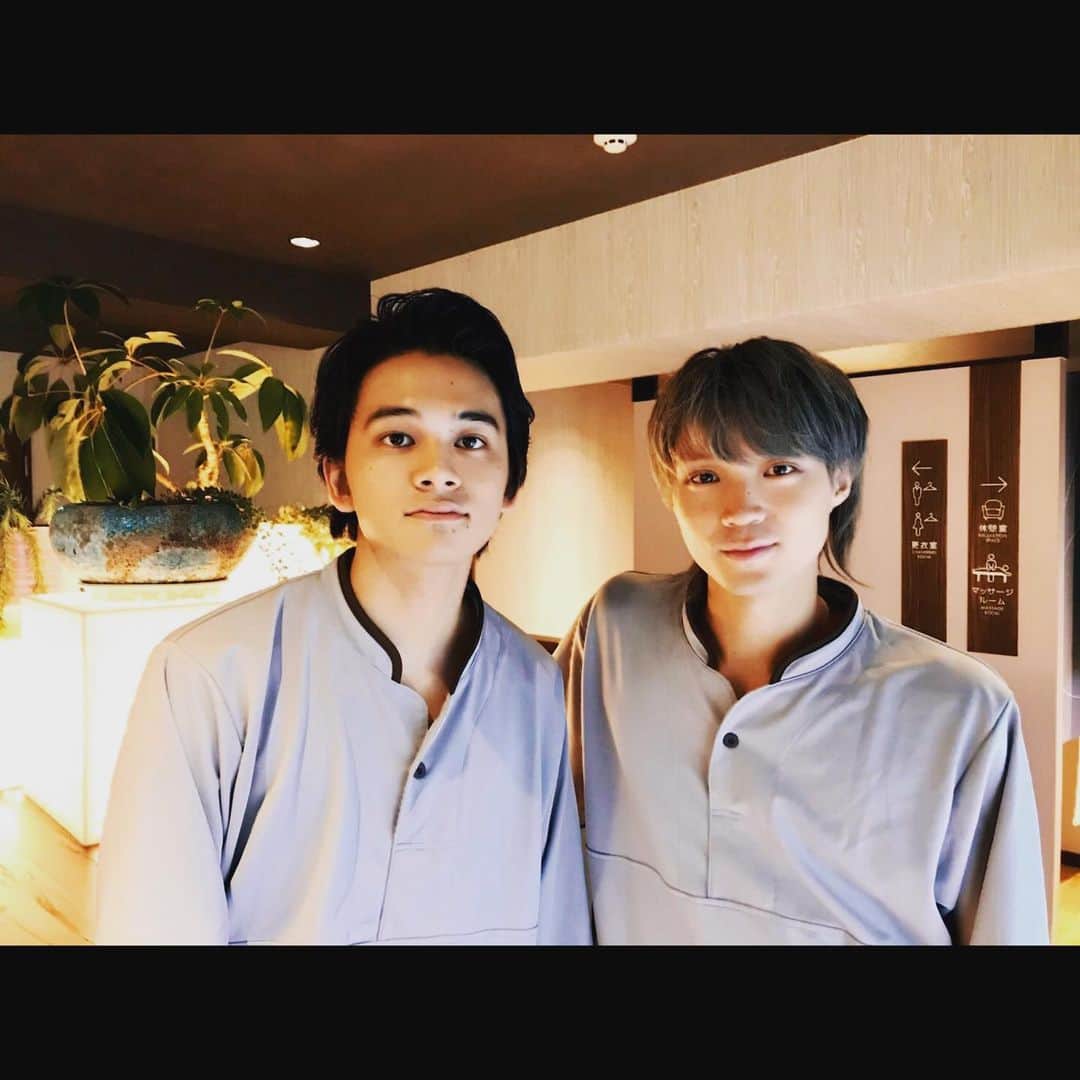 磯村勇斗のインスタグラム：「「BRUTUS」  人間関係 630  写真／篠山紀信『怪しい蒸気』  匠海と載ってます📸  #BRUTUS #篠山紀信　さん #北村匠海」