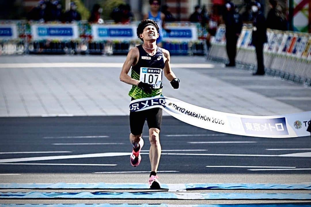 高久龍のインスタグラム：「東京マラソン2020 8位 2時間6分45秒でした🏃‍♂️ 応援ありがとうございました📣 #東京マラソン2020 #yakult #nike #marathon #2xu #garmin  #tokyo #run #東京メトロ #ヤクルト #ナイキ #マラソン」