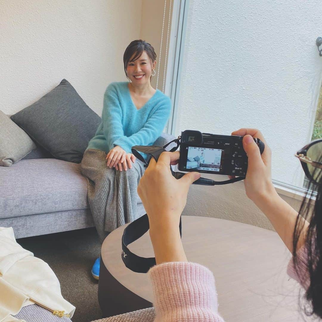 Hiroe Hiranoさんのインスタグラム写真 - (Hiroe HiranoInstagram)「週末は、葉山で撮影したり📸﻿ 打ち合わせしたり。﻿ 都内から来ていただきありがたい限りです☺️ ﻿ ベクトルは海外へ向けて⤴️ 楽しみだなぁー💛﻿ ﻿ 朝は、アジャストメントして。﻿ トレーニングしたり✨愉快な男子たち😂﻿ 良き休日🌟﻿ ﻿ ウイルスに負けず、ポジティブに❗️﻿ 免疫上げてこ！Have a fun 😆﻿ ﻿ ローカルの三浦野菜が美味しくてお手頃🌟﻿ いろんな野菜が多くて、毎日の料理が楽しくなる❗️﻿ .﻿ #hayama #葉山　#lifestyle #health #wellbeing #wellness #ウェルネス　#ウェルビーイング」3月1日 15時08分 - hiroe_hirano