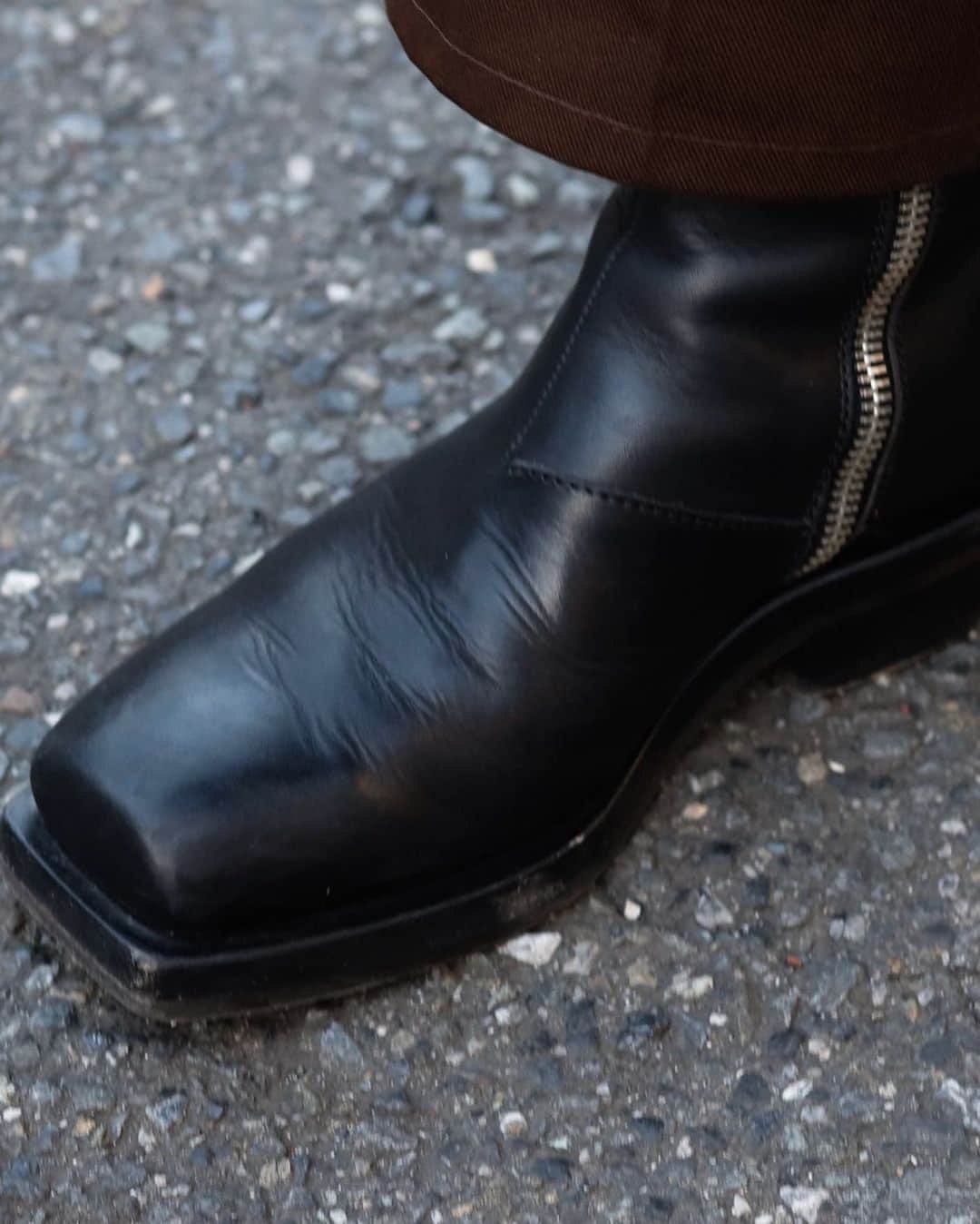 Fashionsnap.comさんのインスタグラム写真 - (Fashionsnap.comInstagram)「【#スナップ_fs】 Name：HIMAWARI Occupation：CANNABIS Jacket #ARTSCHOOL Shirt #Magliano Pants #JOHNLAWRENCESULLIVAN Shoes #ION」3月1日 16時38分 - fashionsnapcom