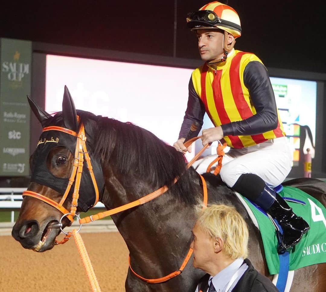 クリストフ・ルメールさんのインスタグラム写真 - (クリストフ・ルメールInstagram)「世界トップクラスのダートホースを相手に、ゴールドドリームはサウジカップで素晴らしい走りをしてくれました！また次に期待します…. Great run from Gold Dream in the saoudi Cup against the world best dirt horses ! To be continued ...#saoudi up#golddream#ルメール騎手 #championhorse#warrior#maximumsecurity」3月1日 16時45分 - christophelemaire_officiel