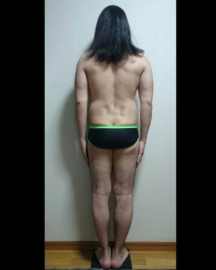 キートンさんのインスタグラム写真 - (キートンInstagram)「異常な暴飲暴食は治まったが、普通の暴飲暴食は治まらない。 と言うわけで、1ヶ月前とほぼ同じ数字。 太ってないだけ筋トレの効果と思おう。 体重 67.3kg 体脂肪率 24.1%  #キートン #ダイエット失敗 #アリーナ水着」3月2日 3時16分 - keatonmasuya