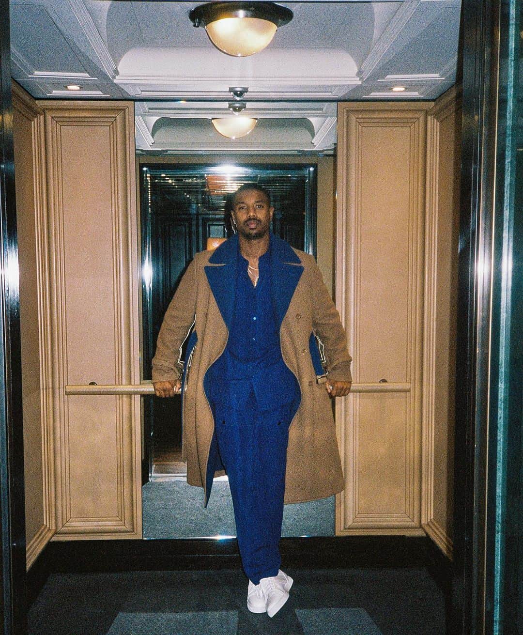 マイケル・B・ジョーダンのインスタグラム：「🧸🌀🥞」
