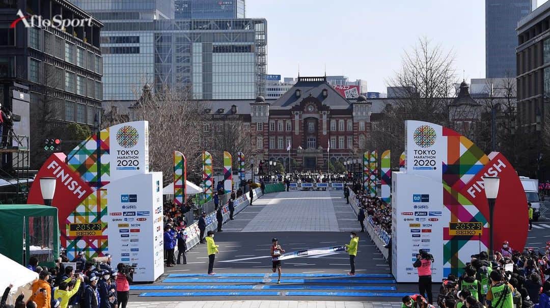 アフロスポーツさんのインスタグラム写真 - (アフロスポーツInstagram)「2:05:29. . . 📷:Kenjiro Matsuo. . . . #大迫傑 #東京マラソン #2020#日本新記録 #tokyo #marathon #tokyo2020 #tokyomarathon」3月1日 19時44分 - aflosport