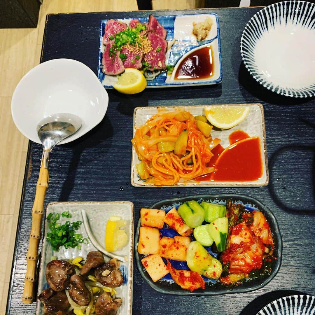 金村義明さんのインスタグラム写真 - (金村義明Instagram)「#同じ歳の北陽野球部の店 #5日振りのハイボール #昔の仲間が亡くなった話 #病気の話 #血液検査の話 #最後は長生きしようと #久しぶり飲んで食べて飲んで #早寝早起き」3月1日 20時05分 - yoshiaki_kanemura