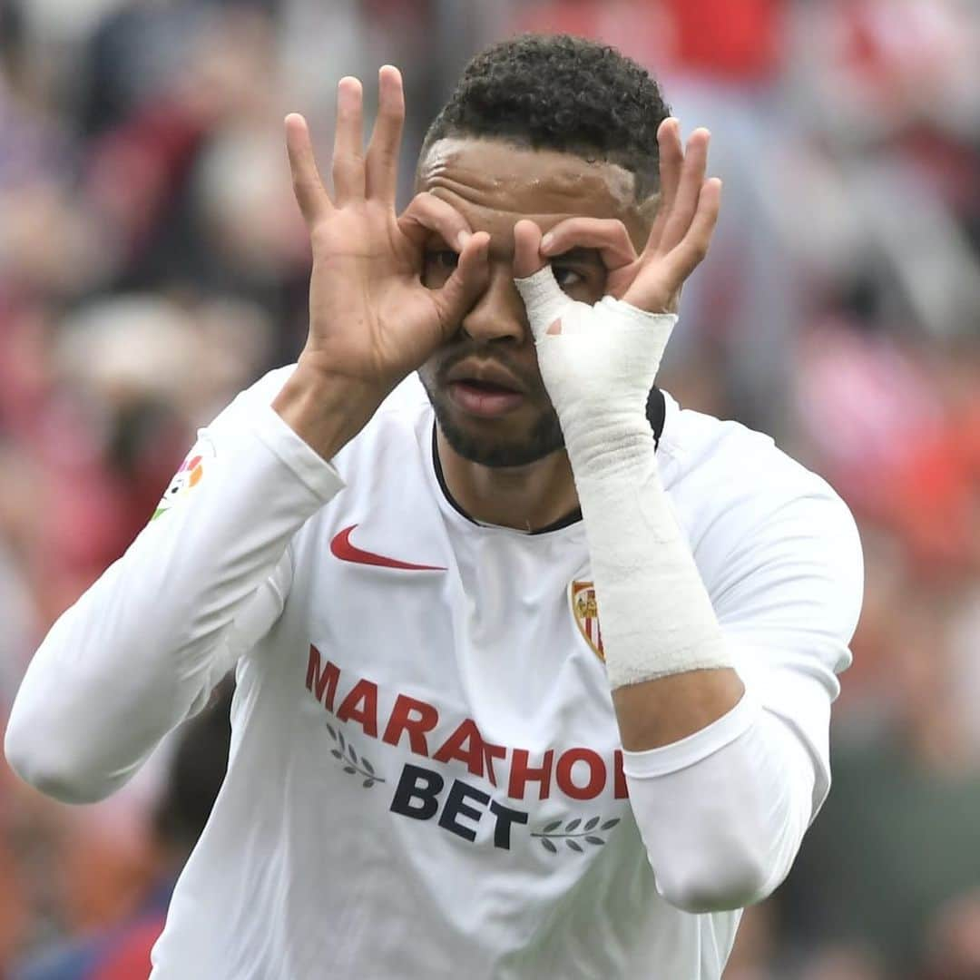 セビージャFCさんのインスタグラム写真 - (セビージャFCInstagram)「😎⚽️🔥 #SevillaFCOsasuna #WeareSevilla #vamosmiSevilla」3月1日 20時21分 - sevillafc