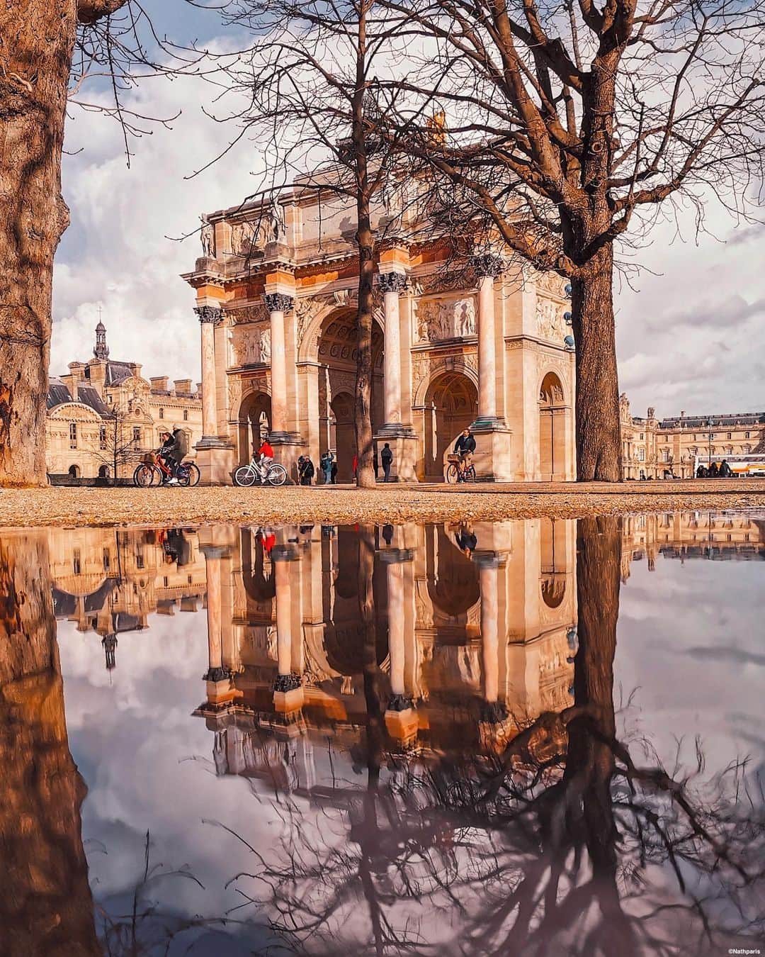 nathparisのインスタグラム：「TRIUMPHAL REFLECTION... . Hello March,have a nice Sunday!」