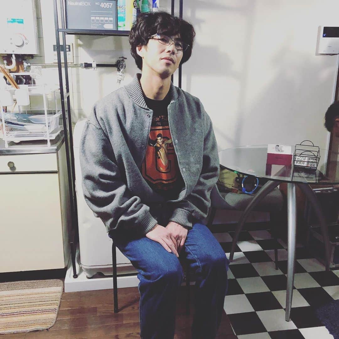 のインスタグラム：「本日25時50分より お先に関西地方、MBSにて、 死にたい夜にかぎって第2話放送です。 胸の奥がギュッと掴まれる素敵な回。 是非、録画でも良いので見ていただけたら嬉しいです。 #死にたい夜にかぎって」