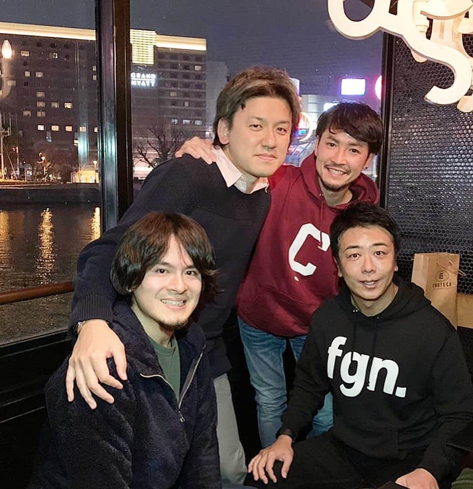 小柳津林太郎のインスタグラム：「福岡にて、オンラインサロンメンバーと﻿ワーケーション体験ツアーにいってきました‼️﻿ ﻿ そして福岡市長の高島さん（ @takashima.fukuoka ）と﻿ 二度目の会食😋﻿ ﻿ スタートアップのチャレンジ環境としてもFGN（ @fukuoka_growth_next ）筆頭に 市が整えていて素敵。﻿ ﻿ そのうち福岡支社作ろうかなw﻿ ﻿ Jacket：@alexanderwangny Hoodie： @crate_athletics  Jeans： @ysl ﻿ 📍Fukuoka , Japan」