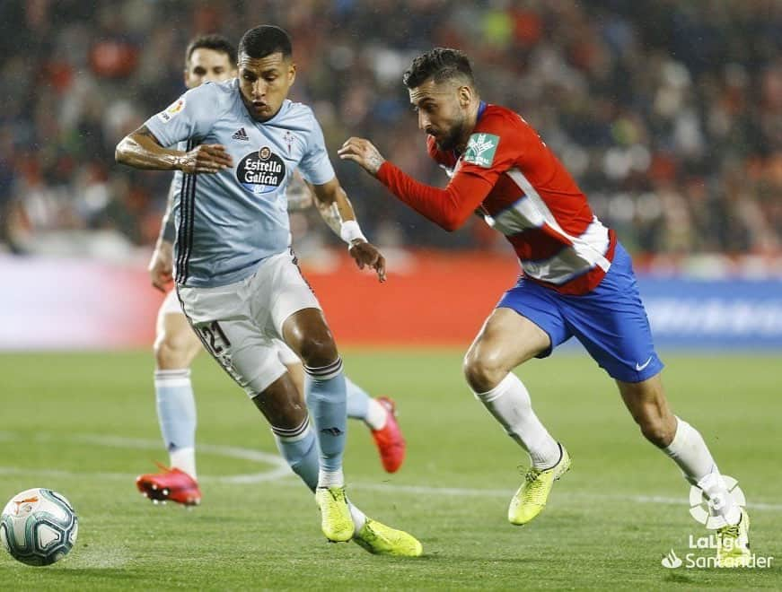 アルバロ・バディージョのインスタグラム：「Seguimos sumando ante un gran rival. Enfocados ya en el partidazo del jueves. Os necesitamos!!! 🔴⚪️」