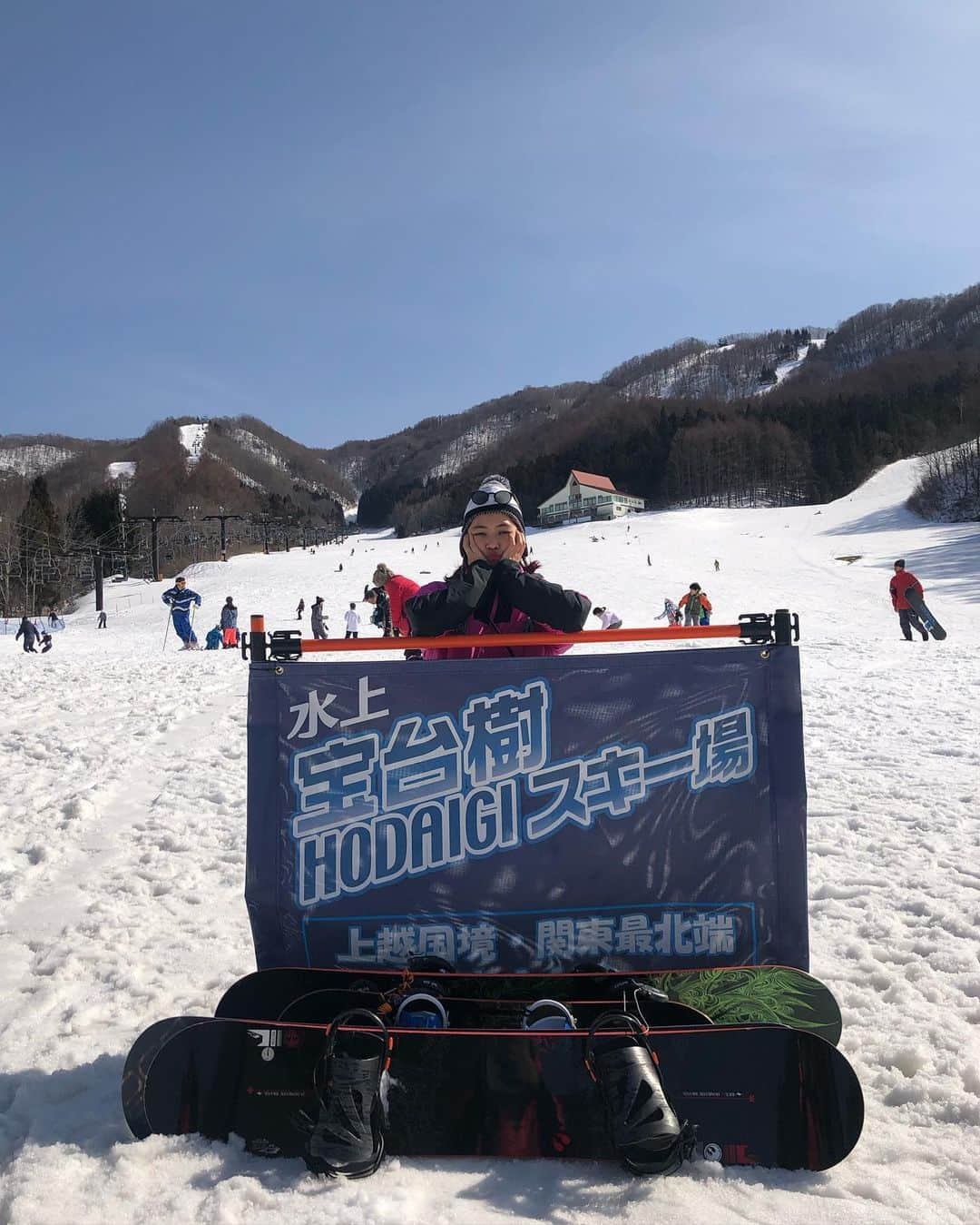 三原勇希さんのインスタグラム写真 - (三原勇希Instagram)「春夏秋冬愛してやまない﻿ 群馬県・みなかみ🏔﻿ ﻿ @enjoyminakami で雪が降ったと知り﻿ みなみと宝台樹スキー場へ！﻿ 最高に気持ちよかった！！！﻿ 静かな白銀の世界での、ピュアな集中﻿ 何物にも変えがたい❄️ ﻿ ﻿ 辰巳館で温泉入って、﻿ 育風堂と高橋の若どりでお土産買って、﻿ 駅で地ビール飲んで帰りました♡﻿ 次は夏かな？春でもいいね🌸﻿ ﻿ 本当は東京マラソンだった日‥﻿ 帰りの東京駅でどうしても悔しかったな〜﻿ 大迫選手かっこよかった！！😭👏🔥﻿ 他選手も大健闘でしたねぇ！  #MiharainMinakami 👈👈👈」3月1日 22時23分 - yuukimeehaa