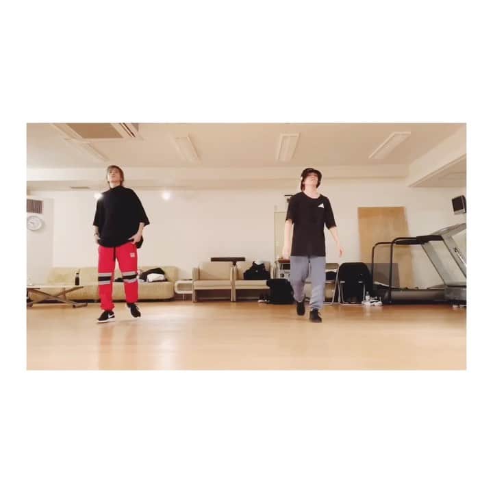 木下流声のインスタグラム：「. Dance🕺🕺 #dance #鬼難でした」