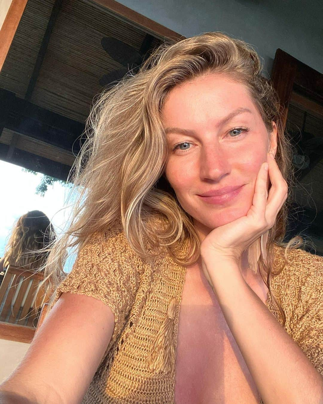 ジゼル・ブンチェンさんのインスタグラム写真 - (ジゼル・ブンチェンInstagram)「Bom dia! ☀️😁」3月1日 22時51分 - gisele