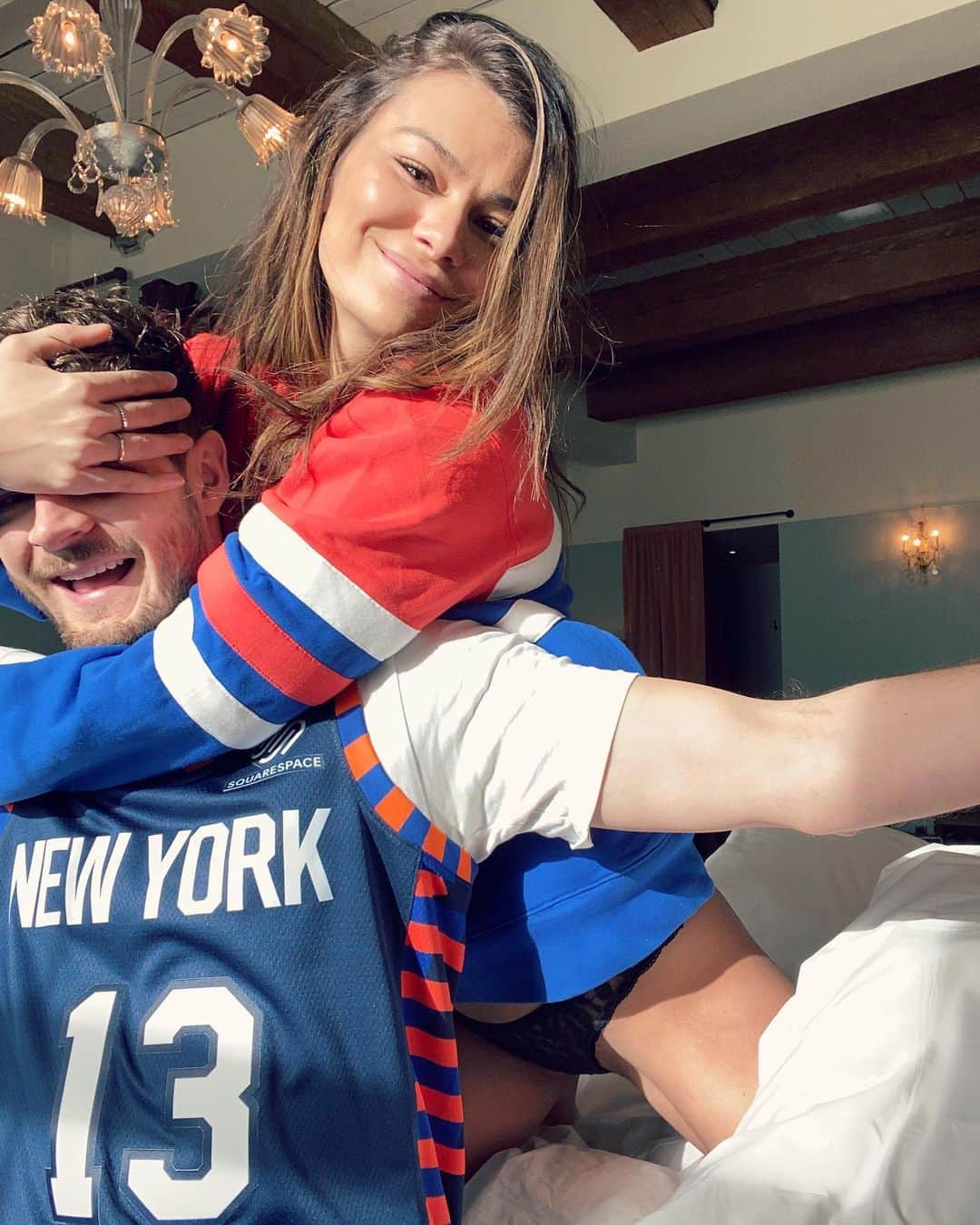 ジム・チャップマンさんのインスタグラム写真 - (ジム・チャップマンInstagram)「Went to our first Knicks game yesterday. Got a little excited.」3月1日 23時12分 - jimchapman