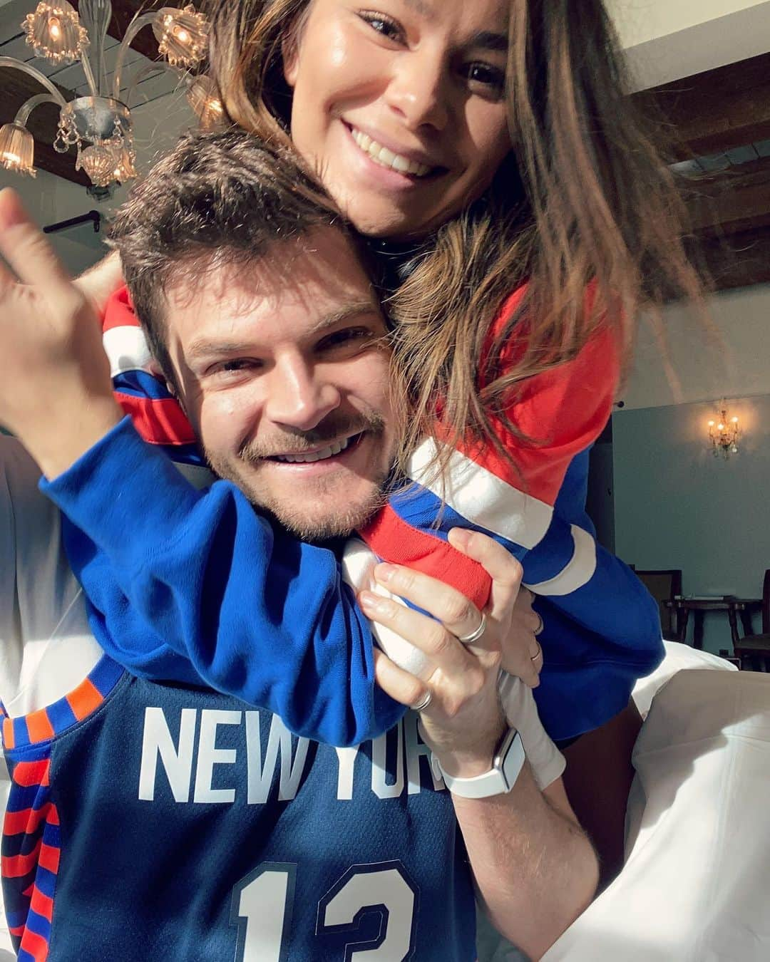 ジム・チャップマンさんのインスタグラム写真 - (ジム・チャップマンInstagram)「Went to our first Knicks game yesterday. Got a little excited.」3月1日 23時12分 - jimchapman