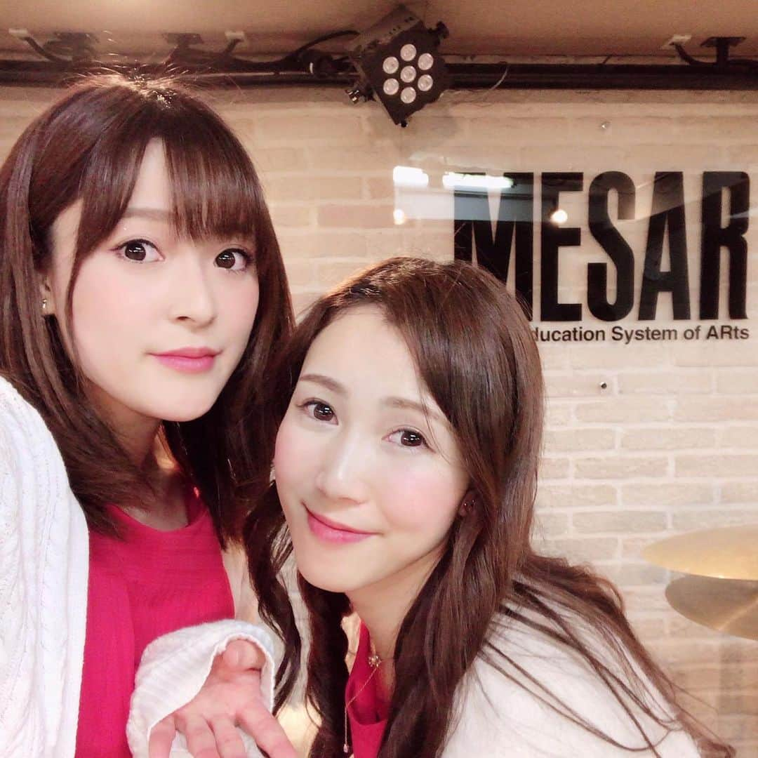 若林愛さんのインスタグラム写真 - (若林愛Instagram)「DTMステーションplus!へMegumi♡Keiがゲストとしてお招き頂きました☺️ZOOMのL-8の特集🌟生放送生演奏緊張した笑笑 けーちゃん、好き☺️❤️ . #クラリネット #clarinet #ヴァイオリン #violin #MegumiKei #dtm #dtmステーションplus #メーザーハウス音楽学校 #天野恵 #若林愛 #藤本健 #多田彰文 #生放送 #生演奏」3月1日 23時29分 - megumi.cl