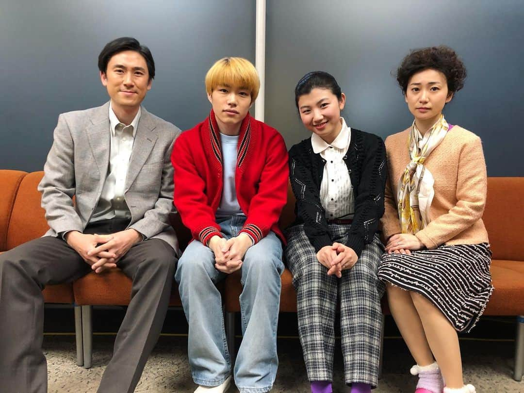 福崎那由他さんのインスタグラム写真 - (福崎那由他Instagram)「⚱️﻿ ﻿ NHK連続テレビ小説「スカーレット」﻿ 撮影が終了しました。﻿ ﻿ 撮影の際、大島優子さんが現場で"母親"として居てくださって、息子の竜也を演じやすい環境にしていただきました。﻿ とても印象に残っています。﻿ ﻿ この撮影を通して陶芸という文化にも触れることができました。﻿ ハマってしまった陶芸、続けて行きたいと思っています。﻿ ﻿ 今後のオンエアをお楽しみください。﻿ ありがとうございました。」3月1日 23時58分 - nayuta_fukuzaki_