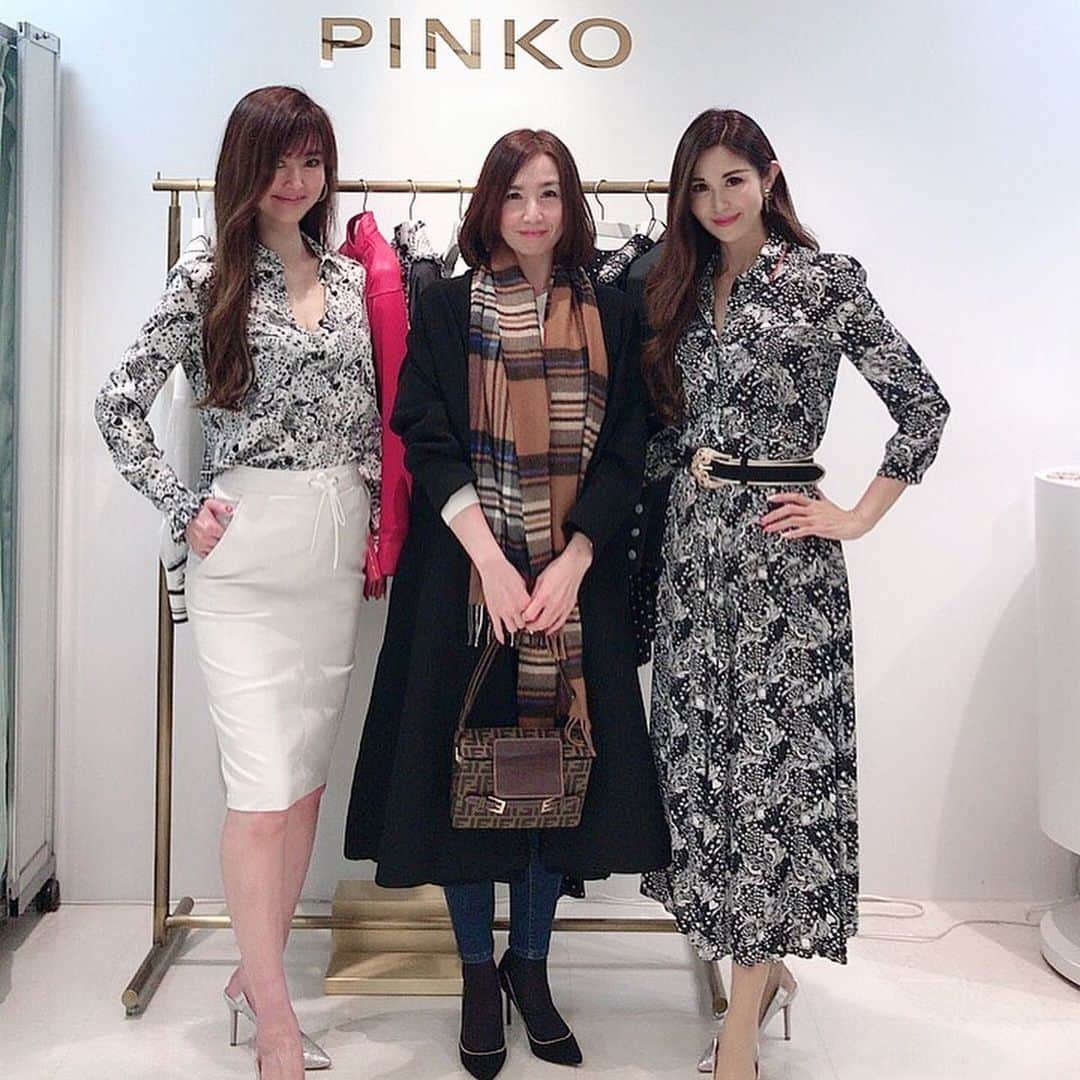 越野矢素子さんのインスタグラム写真 - (越野矢素子Instagram)「昨日はPINKOのイベントにお友達や私のインスタを見て沢山の方がご来店頂きありがとうございました💕 #pinko #大人可愛いコーデ」3月2日 0時53分 - loversyaso