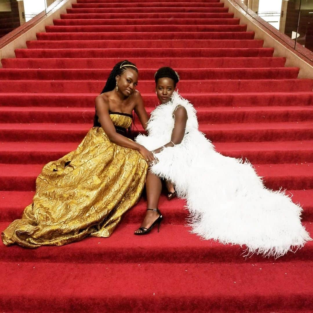 ダナイ・グリラさんのインスタグラム写真 - (ダナイ・グリラInstagram)「Happy Birthday to the luminous @LupitaNyongo. What an exciting year ahead you have, happy to share it with you! Keep on shining!」3月2日 1時06分 - danaigurira