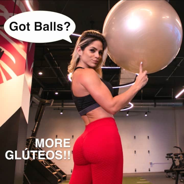 Michelle Lewinのインスタグラム：「It's glute day! And the gym is closed🤬 No worries🤨I got you covered🙋🏼‍♀️ Fortunately the glutes are muscles you can train, with a few uncomplicated tricks, just as well outside the gym. Here's a routine for you:  1️⃣Hamstrings (the backside of the thighs) are of course not glutes... but they connect. You might think that the bigger exercise ball, the heavier is the exercise. It's the other way around. A smaller ball will get you a heavier exercise. 15 repetitions / 5 sets.  2️⃣If 15 repetitions with both legs is not doing the trick, then you should go to the next level and use one leg only. In that case I recommend: 🅰️8 repetitions per leg / 4 sets. ...and after that, both legs on the ball: 🅱️10 repetitions / 3 sets.  3️⃣Equal to "hip thrusters", and here with the legs separated to target the outside of the glutes a bit harder than the normal "hip thrusters" (with the legs parallel). 15 repetitions / 5 sets  4️⃣It looks so easy, but... well... it's not. A fantastic Booty Blaster. 🅰️15 repetitions / 4 sets (with only 10 seconds in between the sets) 🅱️then you do 3 sets until failure (when it burns so much that you cannot do one repetition more). Glute soreness guaranteed (if you do it right). But glute pain is a pain you must learn to love🥰 As in "Ha! I did it! Now my body will take care of the re-builing and growth" ✅More glute building plans, and 8 week home workouts, available on the app Fitplan (download from my website, link in bio) English and Spanish. ✅Wearing glute enhancing leggings by @one0one_101」