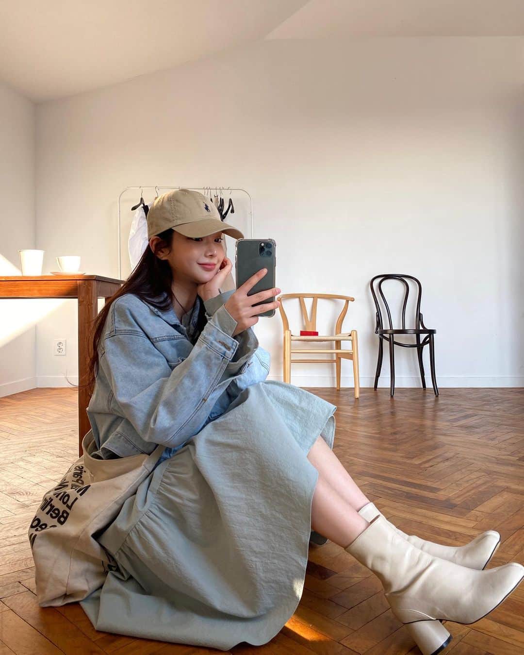 Chuuのインスタグラム：「츄멤님들 마음 설레일 준비 되셨나요!🍃✨ 봄느낌 가득한 신상들이 기다리고 있으니 언능 츄사이트로 고고하세용!」