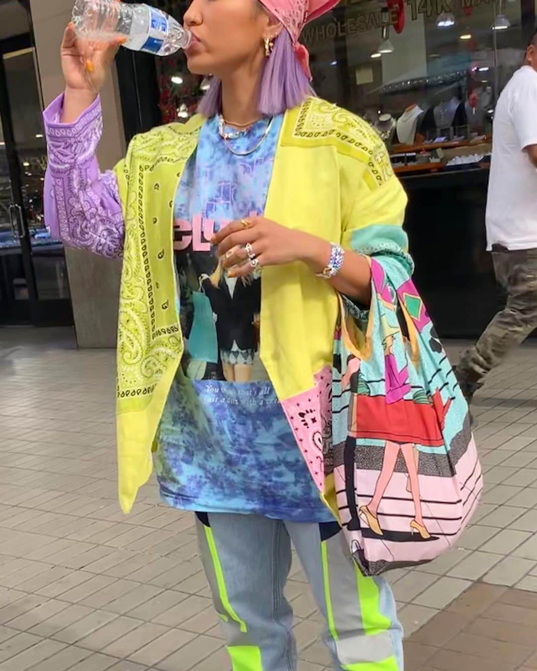 のインスタグラム：「LA」