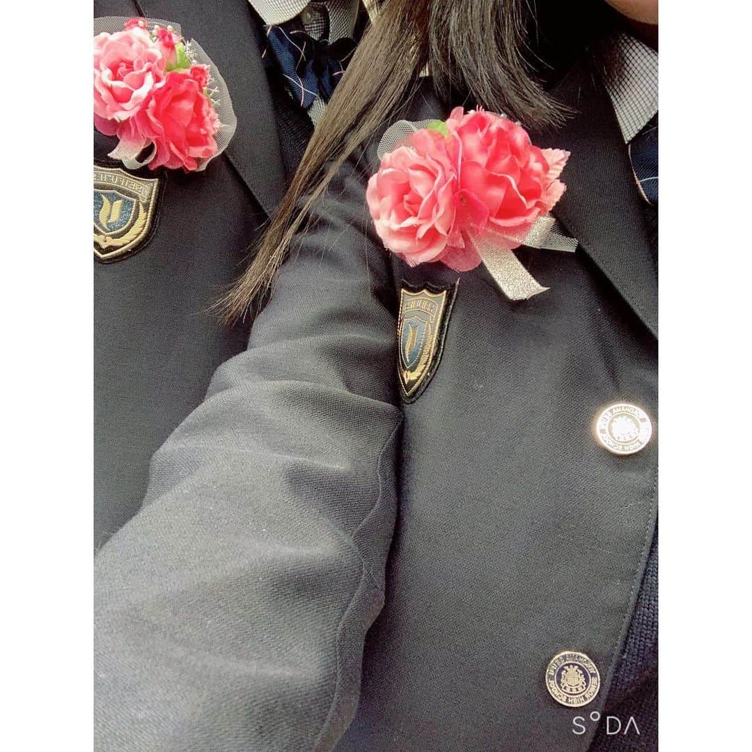 青木祐奈のインスタグラム：「. . 3/2 横浜清風高等学校 卒業しました。 . たくさんの友達や先生方が私のスケートに協力的に支えてくださり、充実した高校生活がおくれました🤗 . クラスのみんな、クラスが違くてもいつも仲良くしてくれる子たち、担任の先生、顧問の先生、には本当に感謝の気持ちでいっぱいです🥰 . 3年間ありがとうございました♥️ . #jk終了のお知らせ  #卒業」