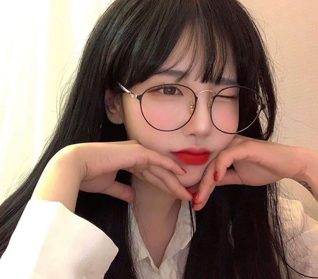 のインスタグラム：「뭐? 블로그를 올렸다고?! ㄴㅇㄱ」