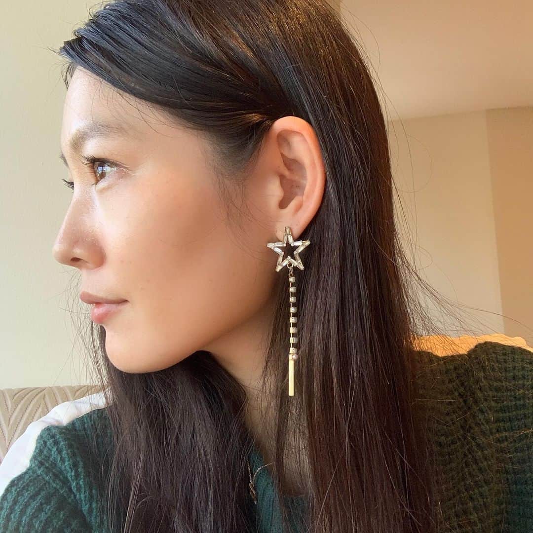 のインスタグラム：「⭐️がすき。 アクセサリー見に行っても⭐️モチーフばっかり見ちゃいます。」