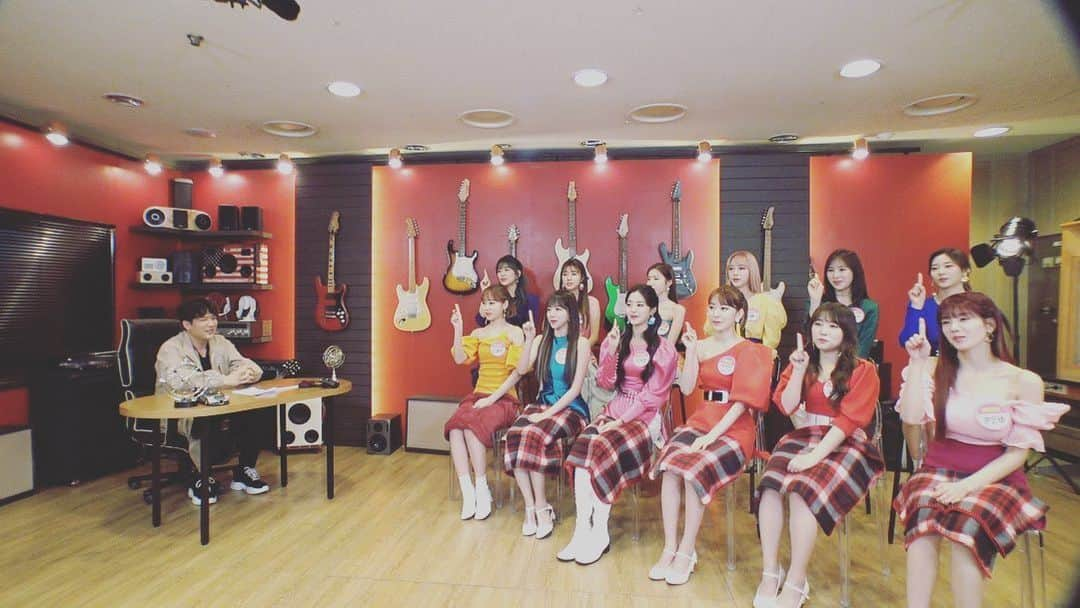 シンドン さんのインスタグラム写真 - (シンドン Instagram)「#신동가요 #유튜브 #아이즈원」3月2日 9時51分 - earlyboysd