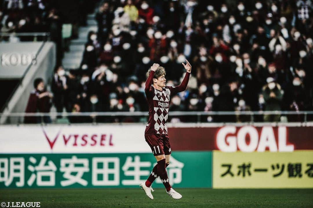 Ｊリーグさんのインスタグラム写真 - (ＪリーグInstagram)「Play Back JLEAGUE⚽️📸﻿ ﻿ 🏆#明治安田生命Ｊ１リーグ 第1節 ﻿ #ヴィッセル神戸 vs #横浜ＦＣ﻿ 印象的なシーンをプレイバック🔥﻿ ﻿ #Ｊリーグ ﻿ #jleague﻿ #Ｊリーグ開幕﻿ #2020の主役は誰だ﻿ ﻿ #アンドレスイニエスタ﻿ #古橋亨梧﻿ #大﨑玲央﻿ #瀬古樹﻿ #中村俊輔﻿ #酒井高徳  #ベストショット #bestshot﻿ #ナイスショット #niceshot﻿ #オフショット #offshot ﻿ #soccer #football #⚽️﻿ #soccerphoto #soccerphotograph #📸」3月2日 11時09分 - jleaguejp